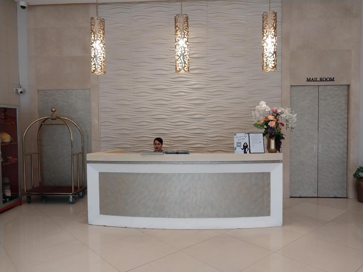 Alps At 150 Newport Blvd Condominum Near T3 Pasay Exteriör bild