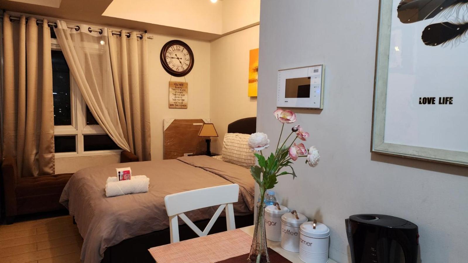 Alps At 150 Newport Blvd Condominum Near T3 Pasay Exteriör bild