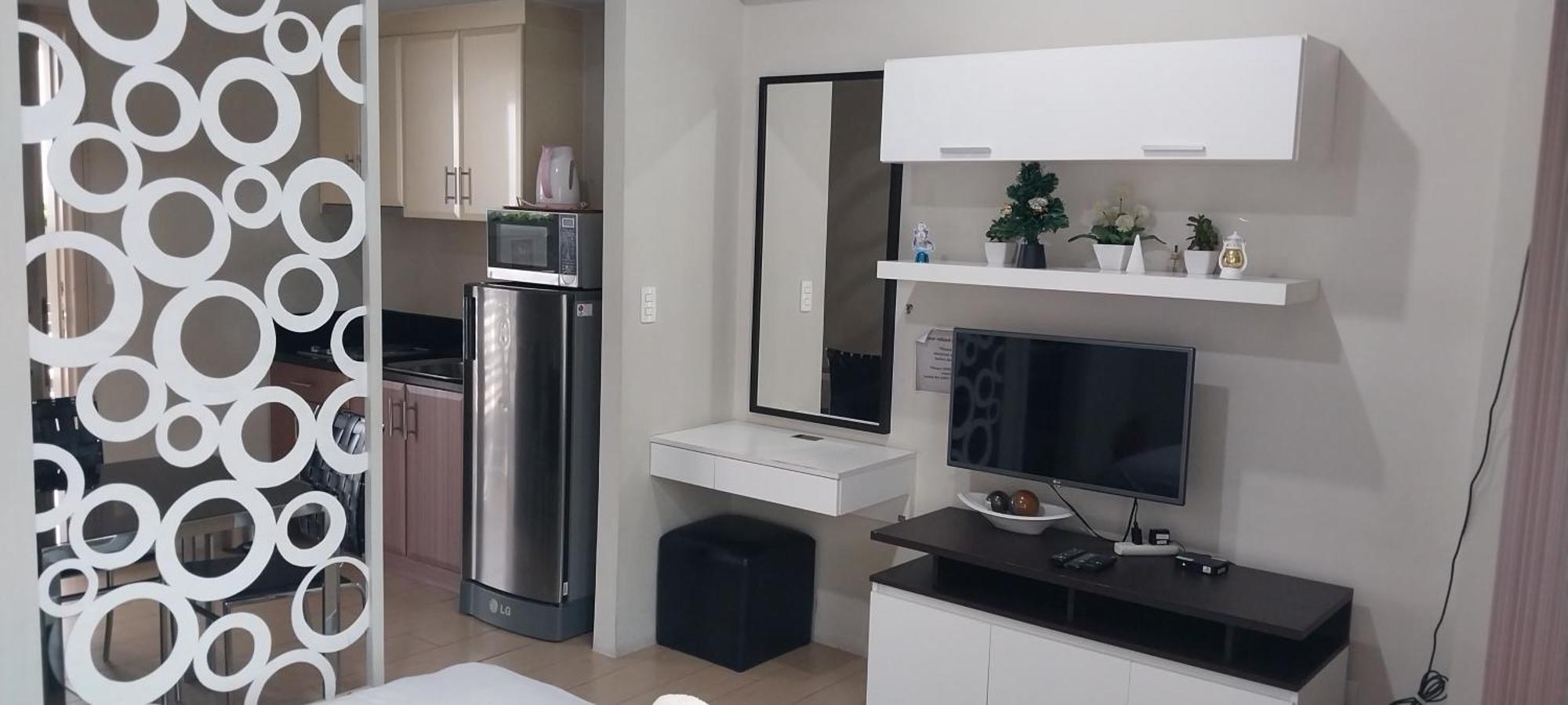 Alps At 150 Newport Blvd Condominum Near T3 Pasay Exteriör bild