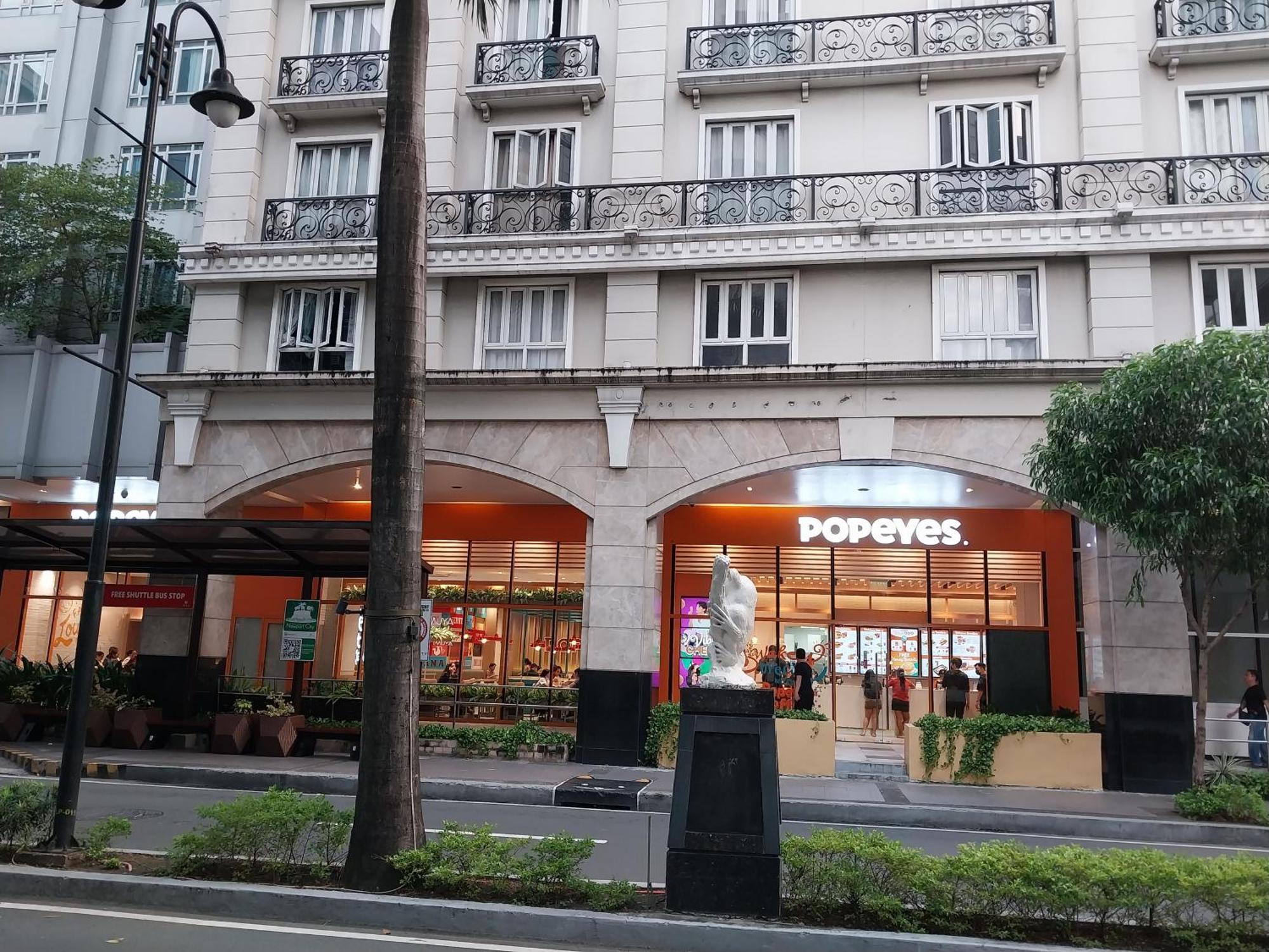 Alps At 150 Newport Blvd Condominum Near T3 Pasay Exteriör bild