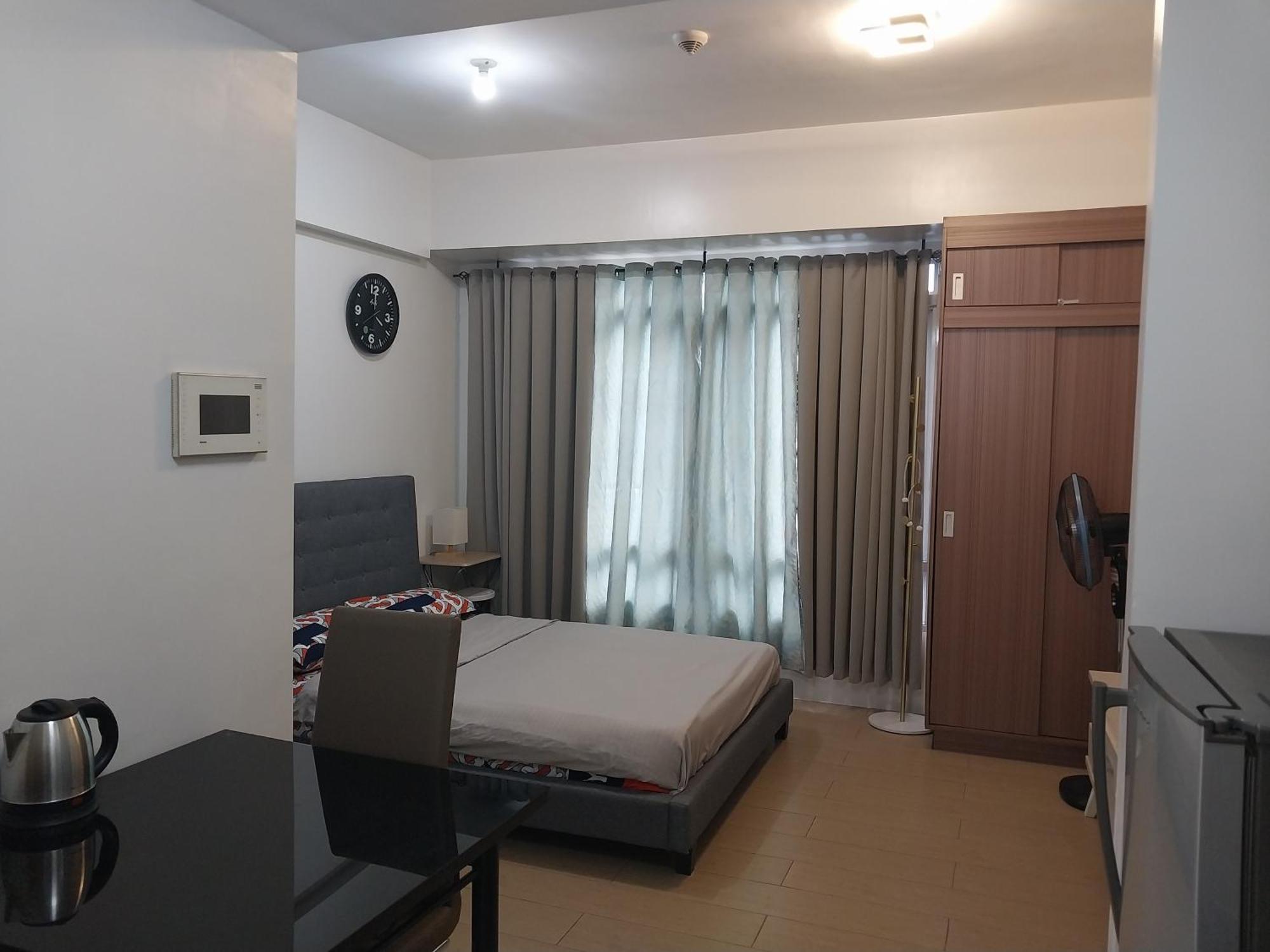 Alps At 150 Newport Blvd Condominum Near T3 Pasay Exteriör bild