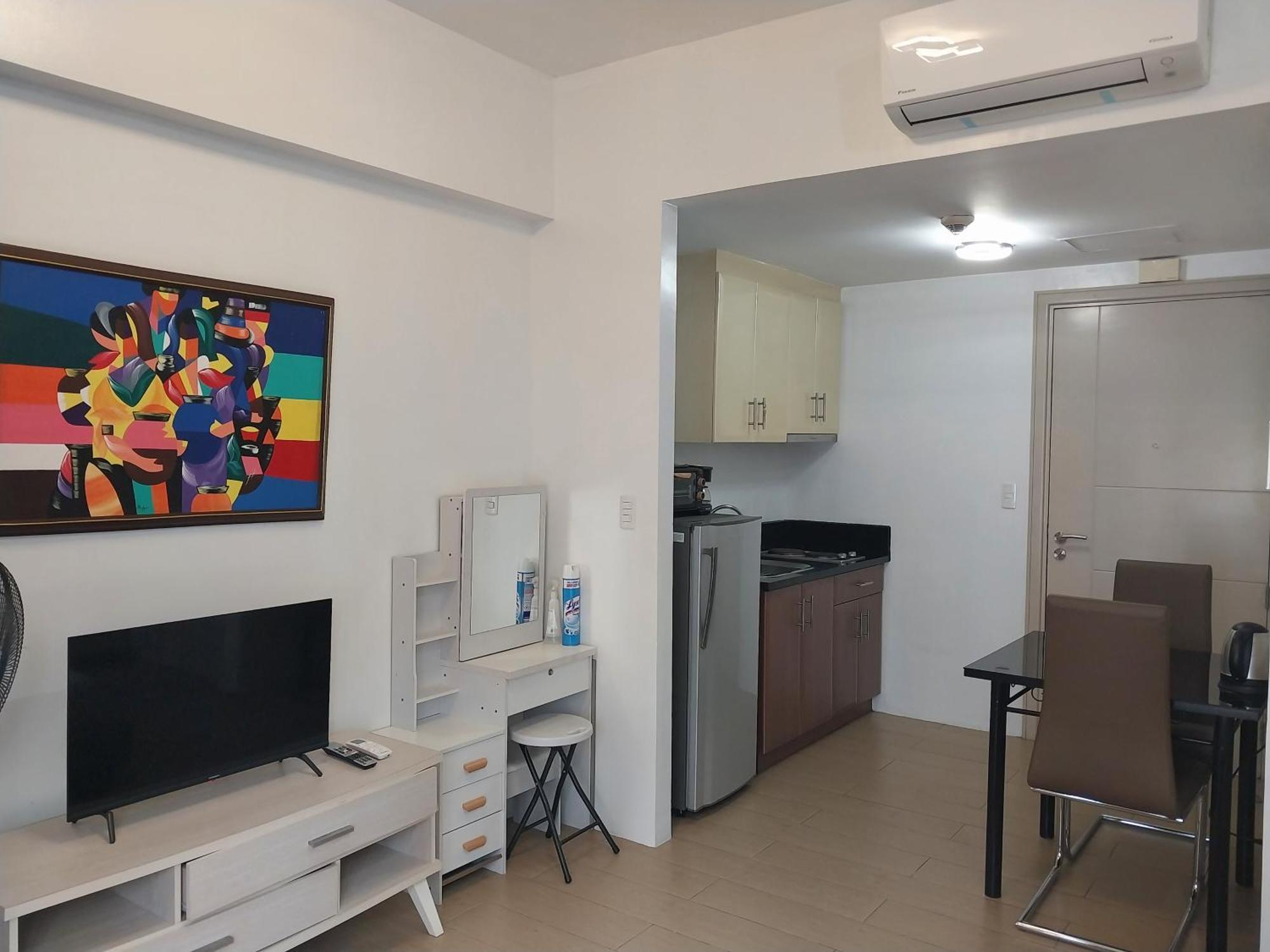 Alps At 150 Newport Blvd Condominum Near T3 Pasay Exteriör bild